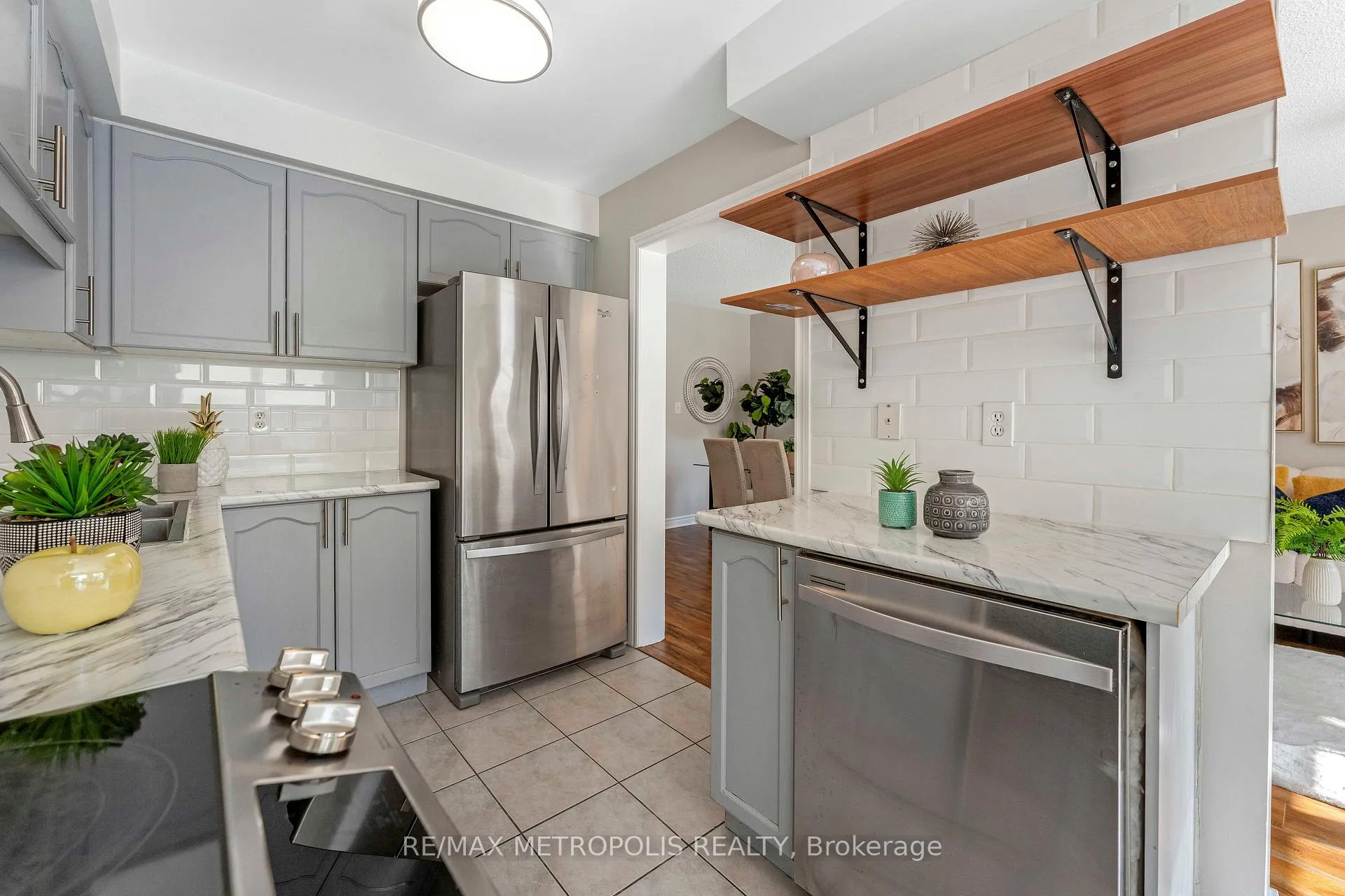 Photo 23 of 16 Twin Pines Crescent, Brampton, Northwest Sandalwood Parkway — HOMEH