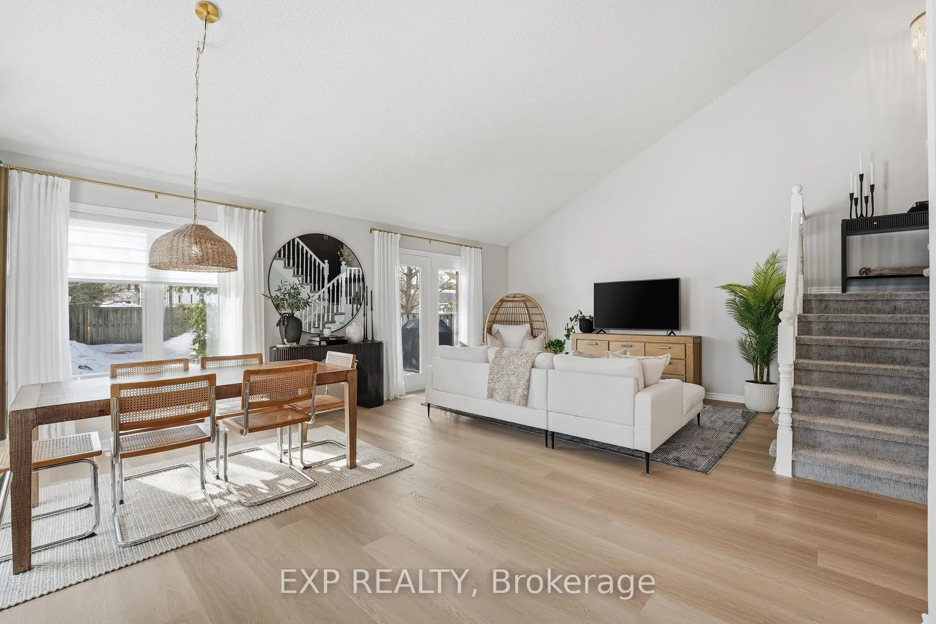 Photo 14 of Unit 1, 19 Bartlett Avenue, Grimsby, Grimsby East — HOMEH