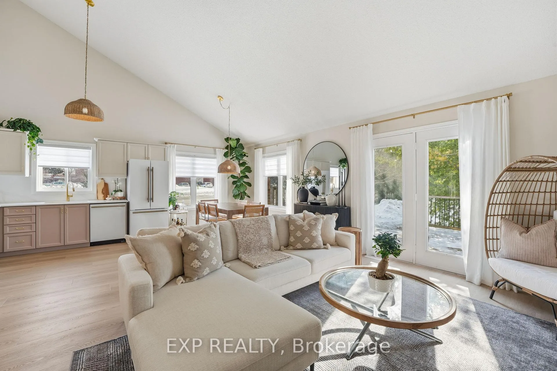 Photo 15 of Unit 1, 19 Bartlett Avenue, Grimsby, Grimsby East — HOMEH