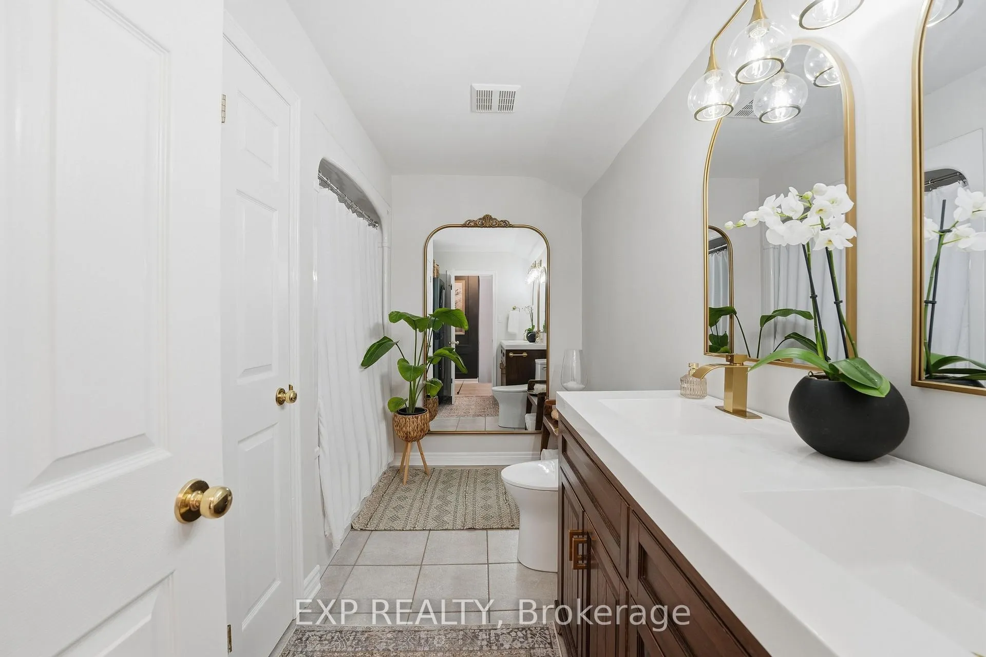 Photo 22 of Unit 1, 19 Bartlett Avenue, Grimsby, Grimsby East — HOMEH