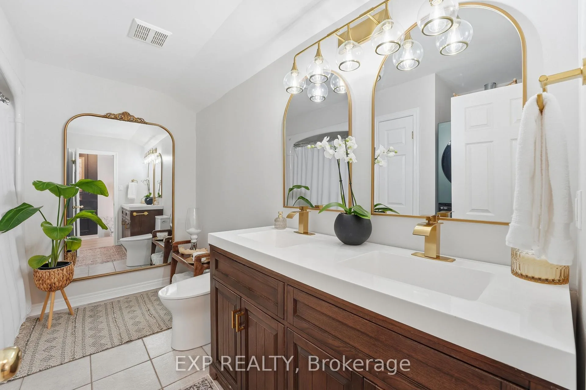 Photo 23 of Unit 1, 19 Bartlett Avenue, Grimsby, Grimsby East — HOMEH