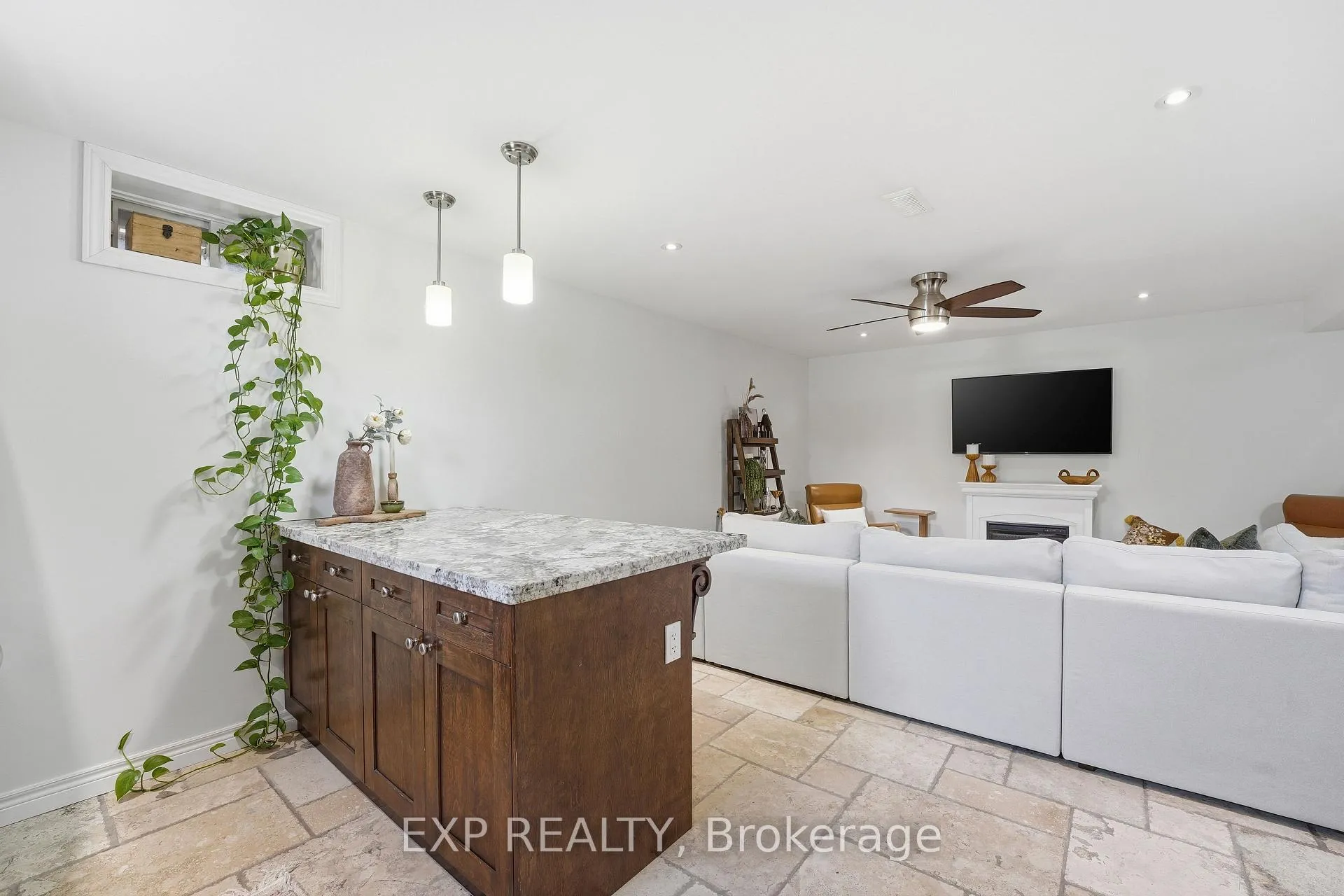 Photo 31 of Unit 1, 19 Bartlett Avenue, Grimsby, Grimsby East — HOMEH
