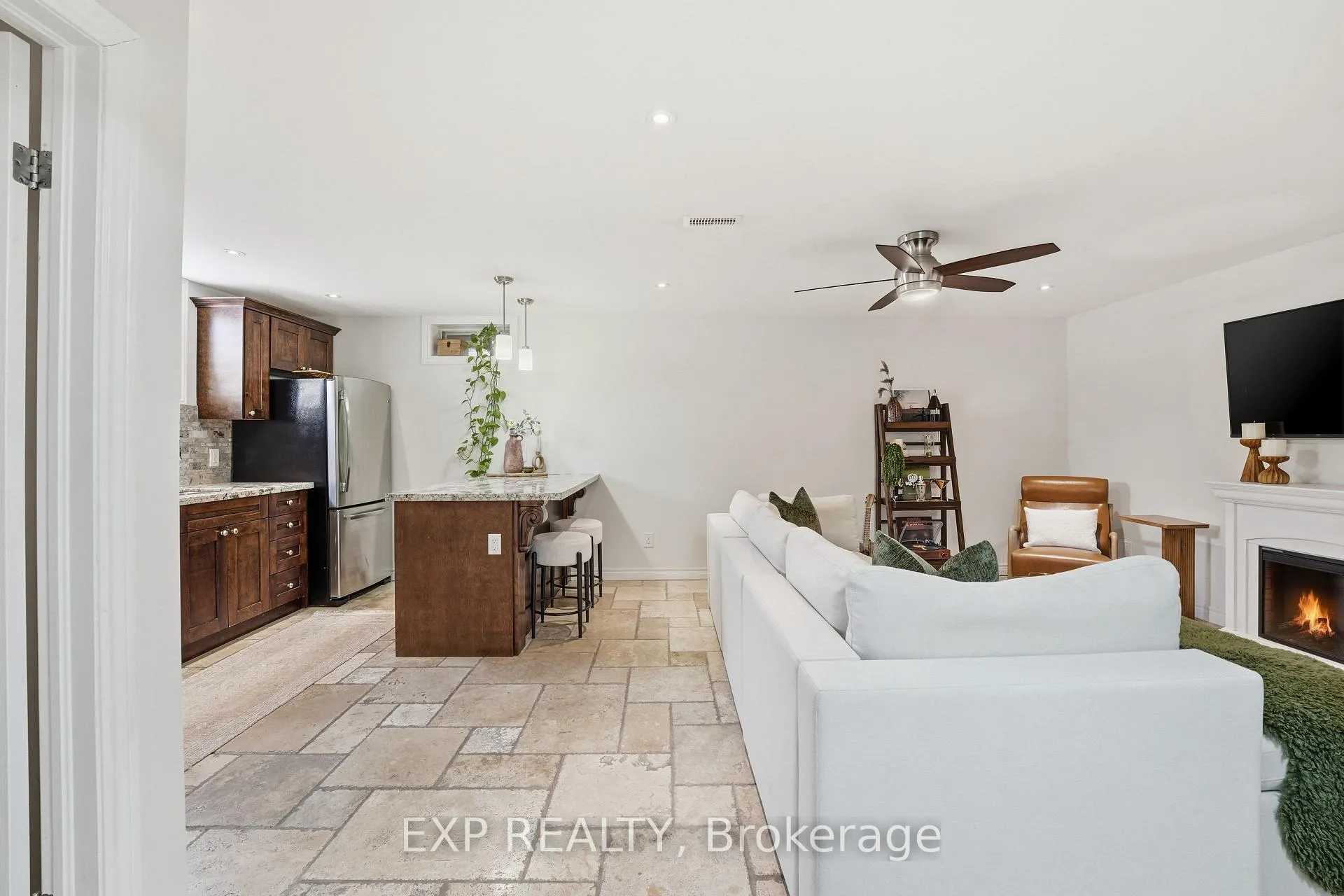 Photo 32 of Unit 1, 19 Bartlett Avenue, Grimsby, Grimsby East — HOMEH
