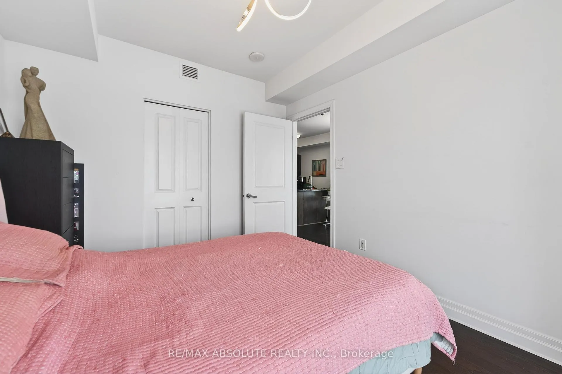 Photo 14 of Unit 1209, 90 Landry Street, Ottawa, Vanier — HOMEH