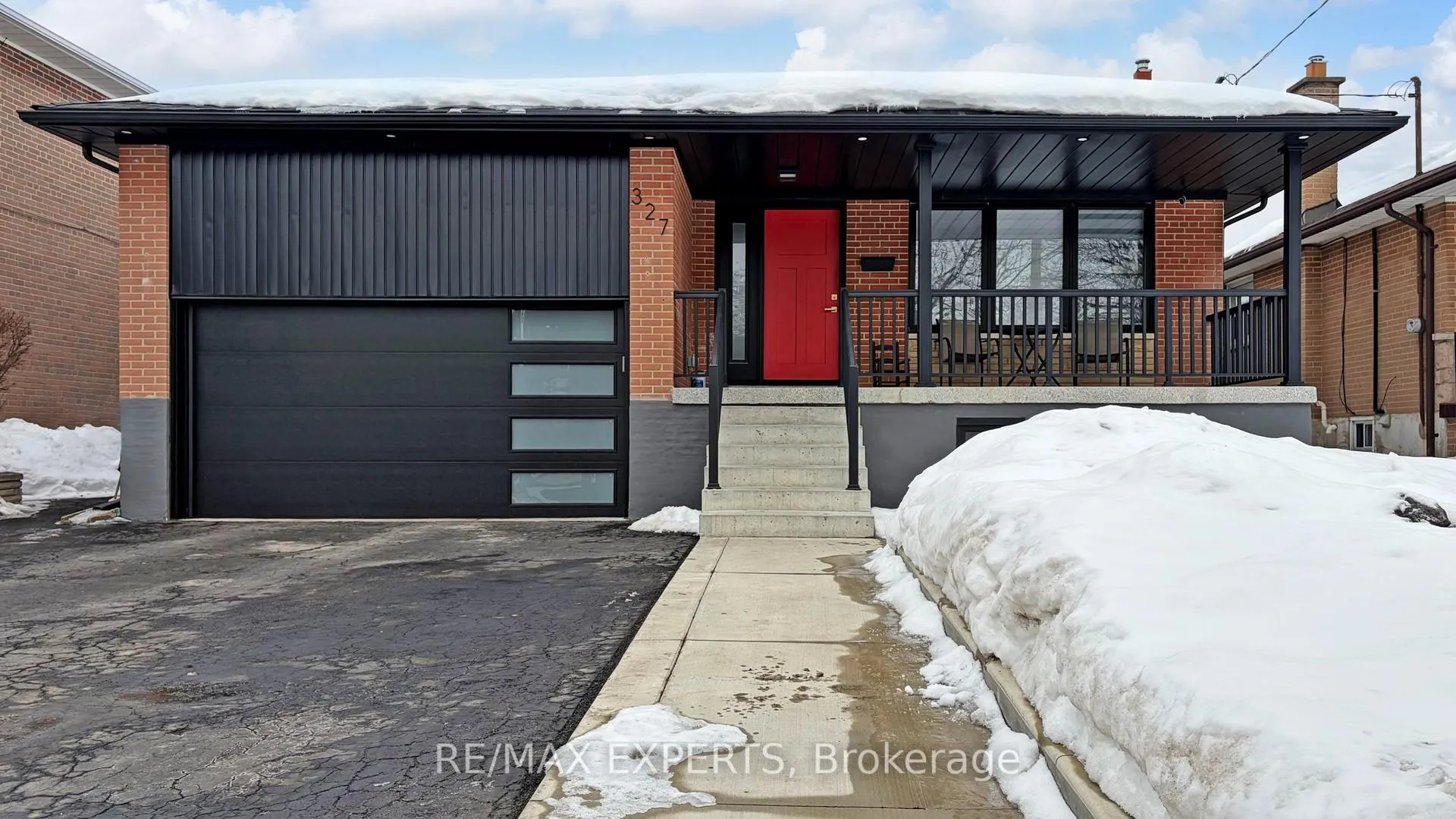 Photo 2 of 327 Jeffcoat Drive, Etobicoke, West Humber-Clairville — HOMEH