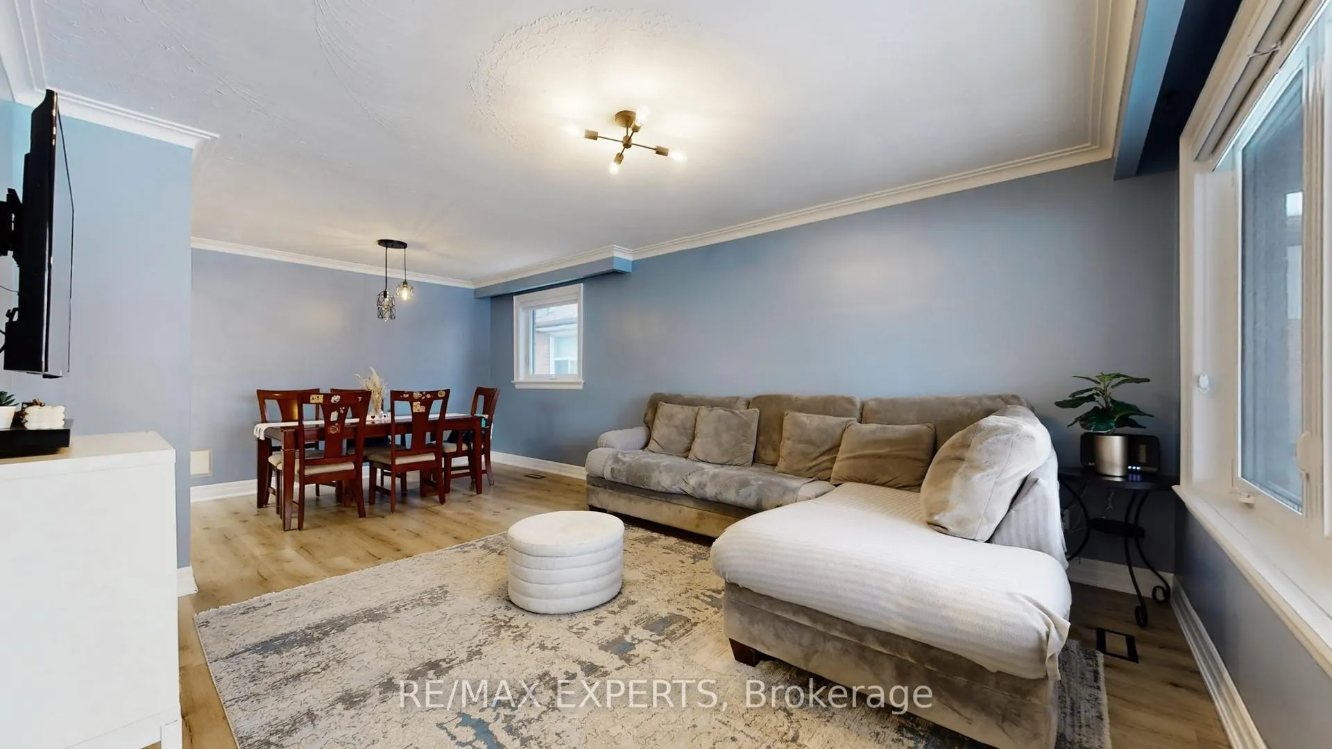 Photo 16 of 327 Jeffcoat Drive, Etobicoke, West Humber-Clairville — HOMEH