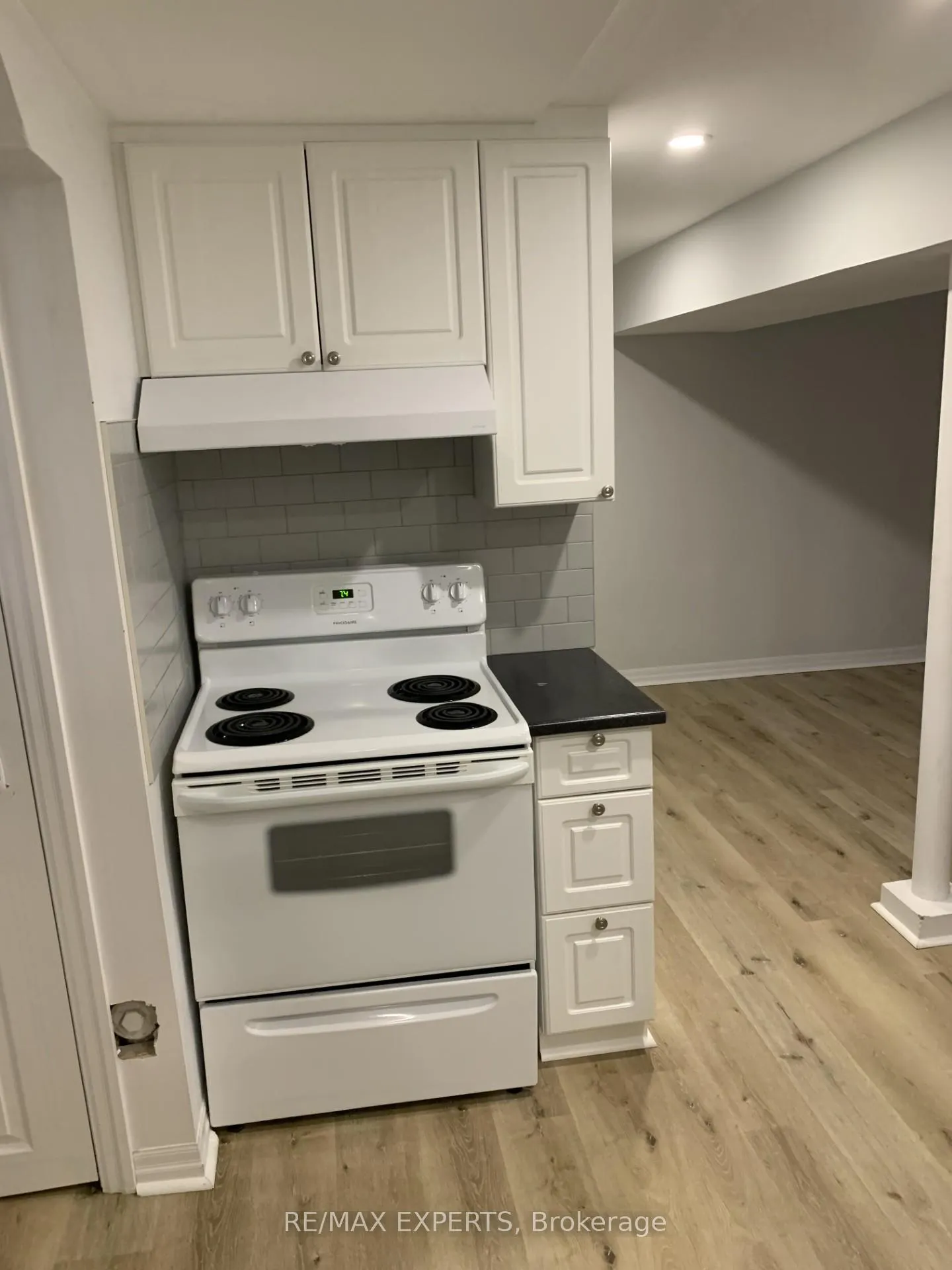 Photo 29 of 327 Jeffcoat Drive, Etobicoke, West Humber-Clairville — HOMEH