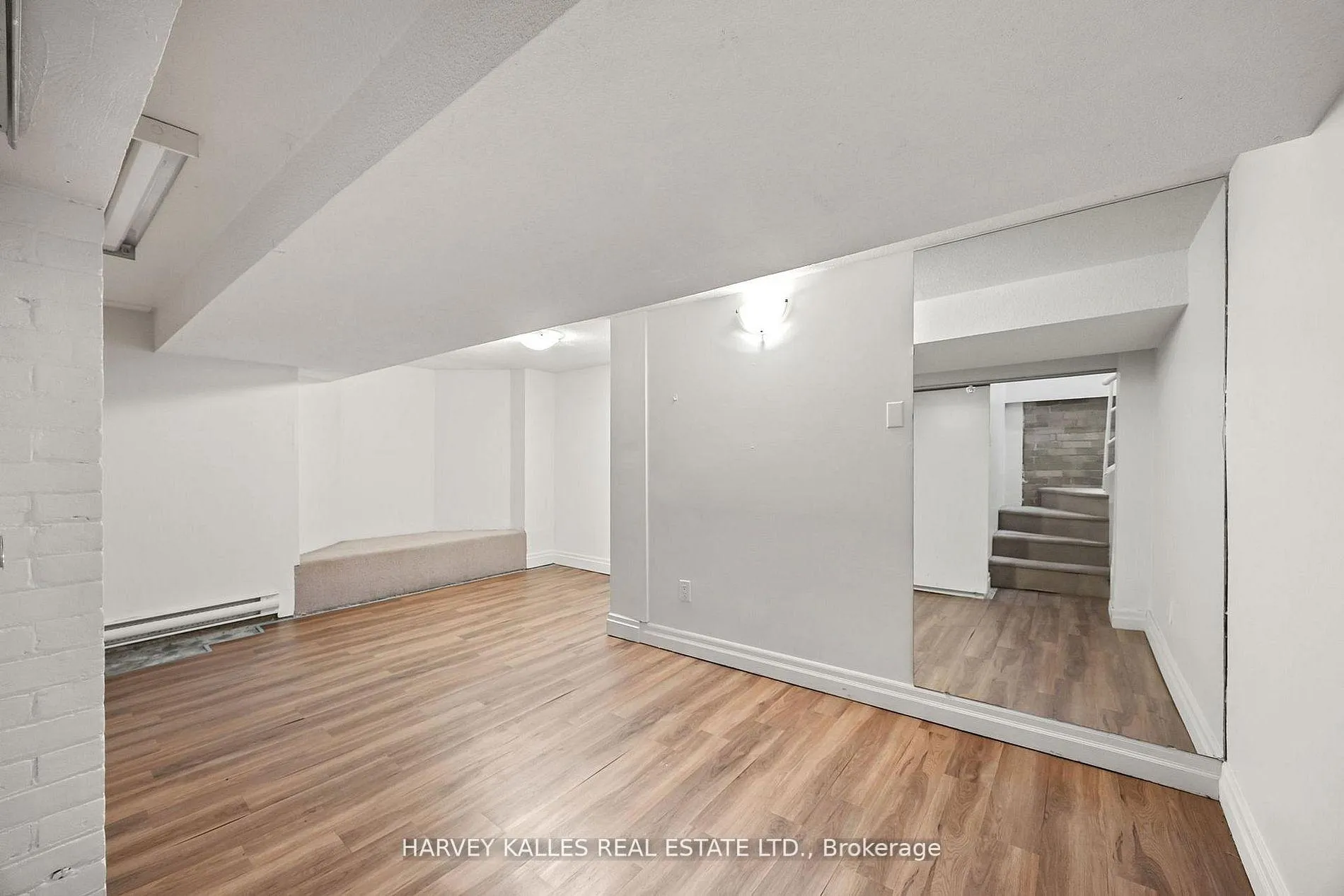 Photo 14 of Unit 101, 440 Avenue Road, Toronto, Casa Loma — HOMEH