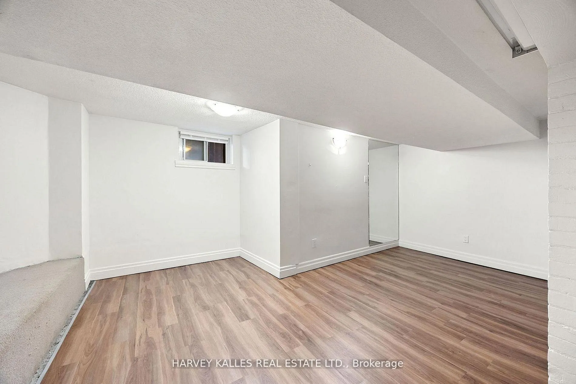 Photo 17 of Unit 101, 440 Avenue Road, Toronto, Casa Loma — HOMEH