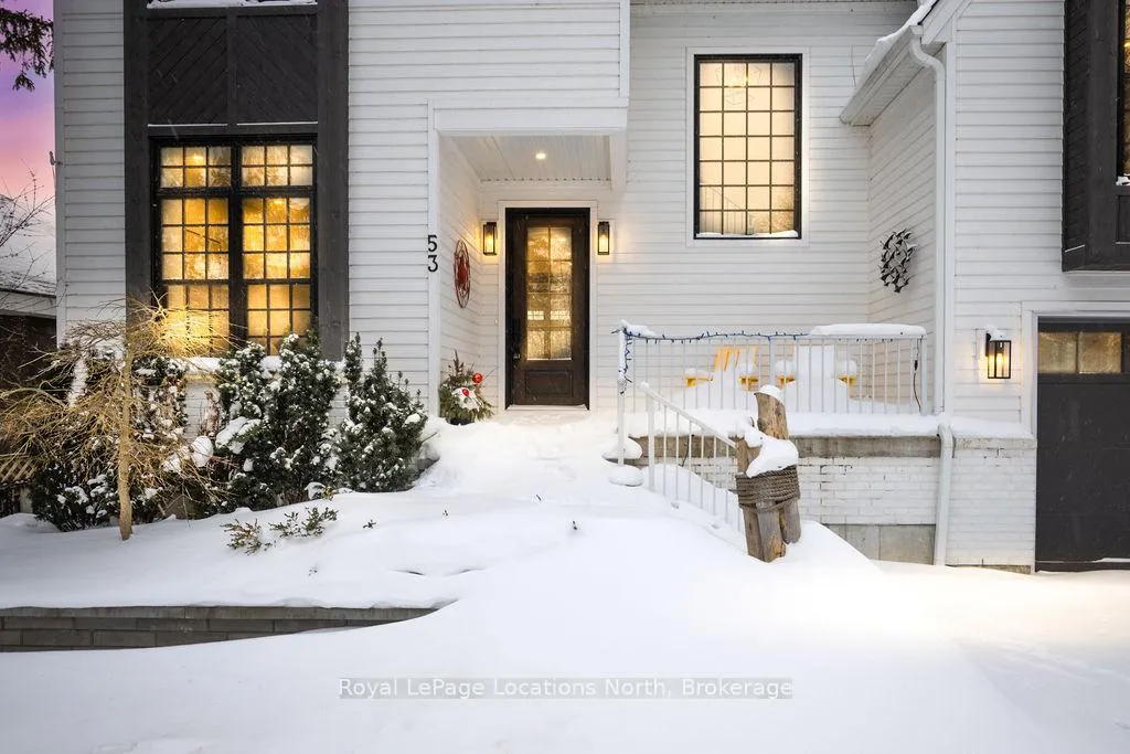 Photo 3 of 53 Niagara Street, Collingwood — HOMEH