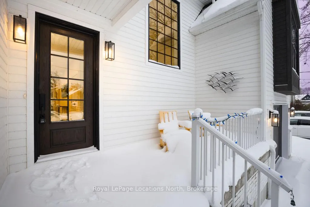 Photo 4 of 53 Niagara Street, Collingwood — HOMEH