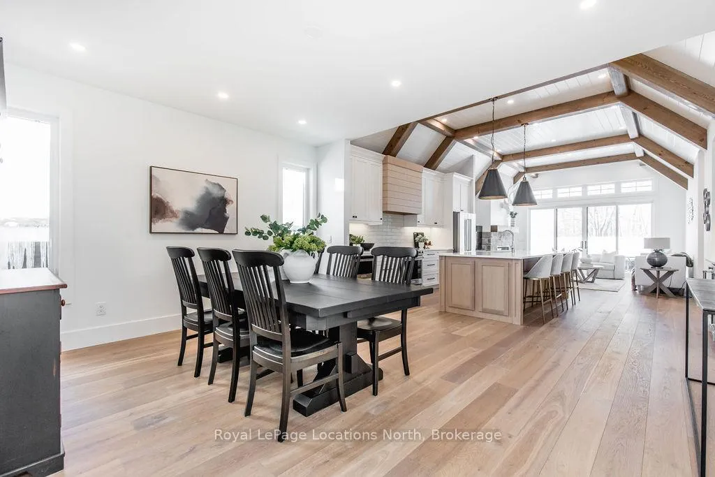 Photo 10 of 53 Niagara Street, Collingwood — HOMEH