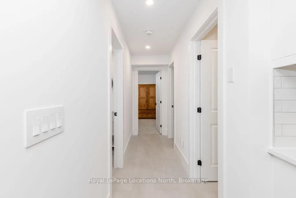 Photo 42 of 53 Niagara Street, Collingwood — HOMEH