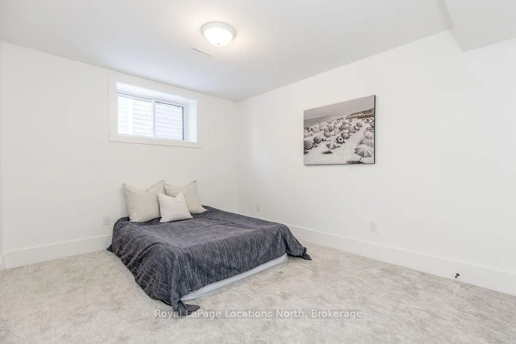 Photo 46 of 53 Niagara Street, Collingwood — HOMEH