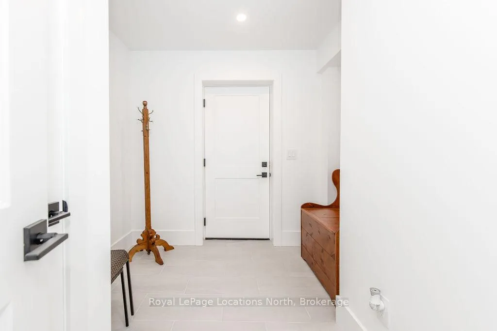 Photo 47 of 53 Niagara Street, Collingwood — HOMEH