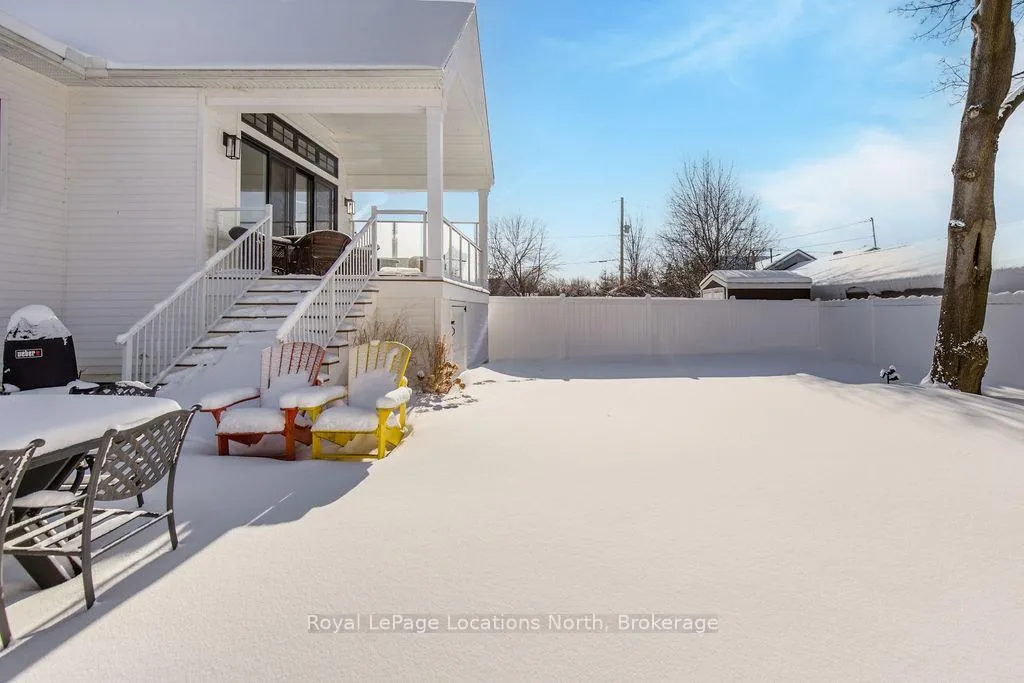 Photo 49 of 53 Niagara Street, Collingwood — HOMEH