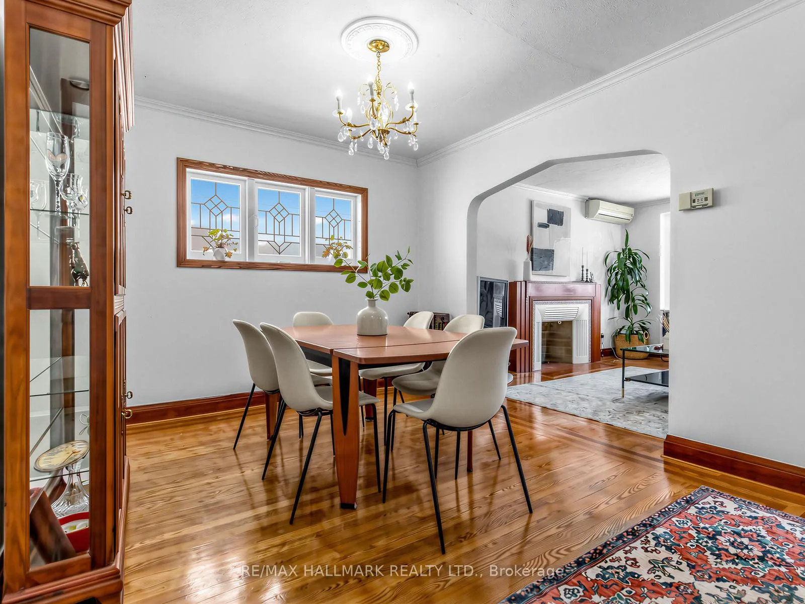 Photo 9 of 334 O'connor Drive, Toronto, East York — HOMEH