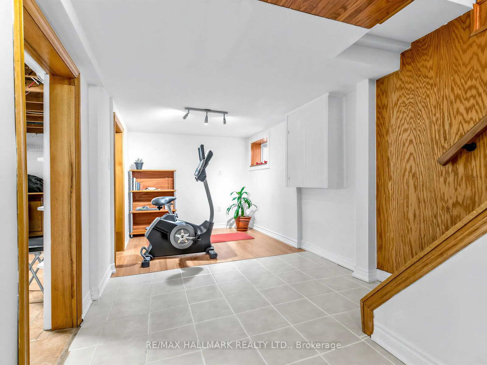 Photo 24 of 334 O'connor Drive, Toronto, East York — HOMEH