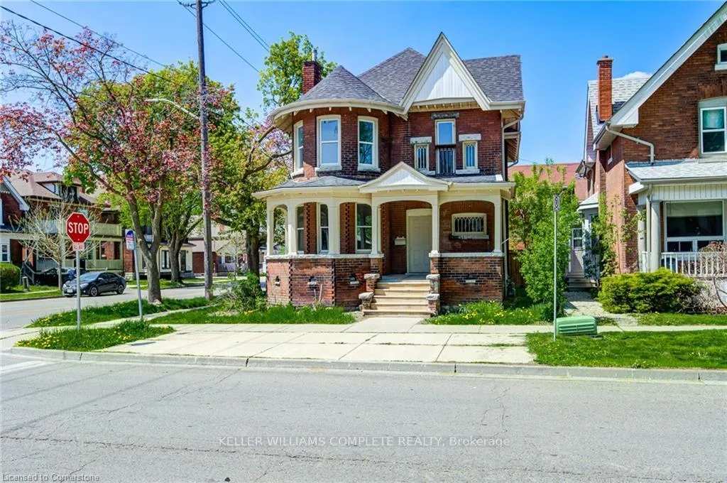 Photo 3 of Unit UPPER, 200 Park Avenue, Brantford, Downtown Core — HOMEH