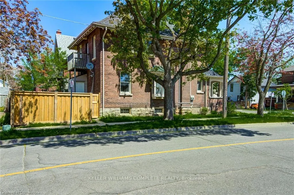 Photo 7 of Unit UPPER, 200 Park Avenue, Brantford, Downtown Core — HOMEH