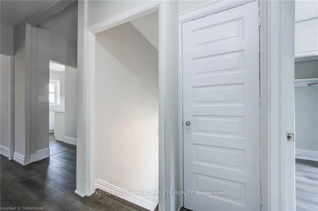 Photo 15 of Unit UPPER, 200 Park Avenue, Brantford, Downtown Core — HOMEH