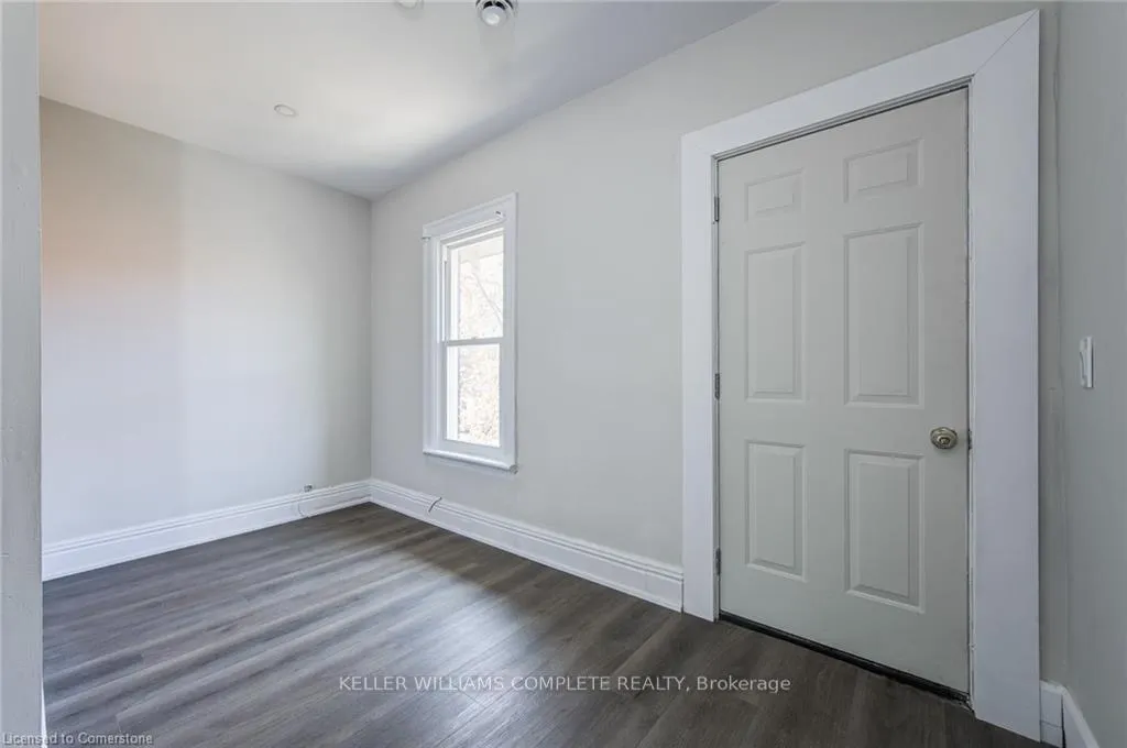 Photo 17 of Unit UPPER, 200 Park Avenue, Brantford, Downtown Core — HOMEH