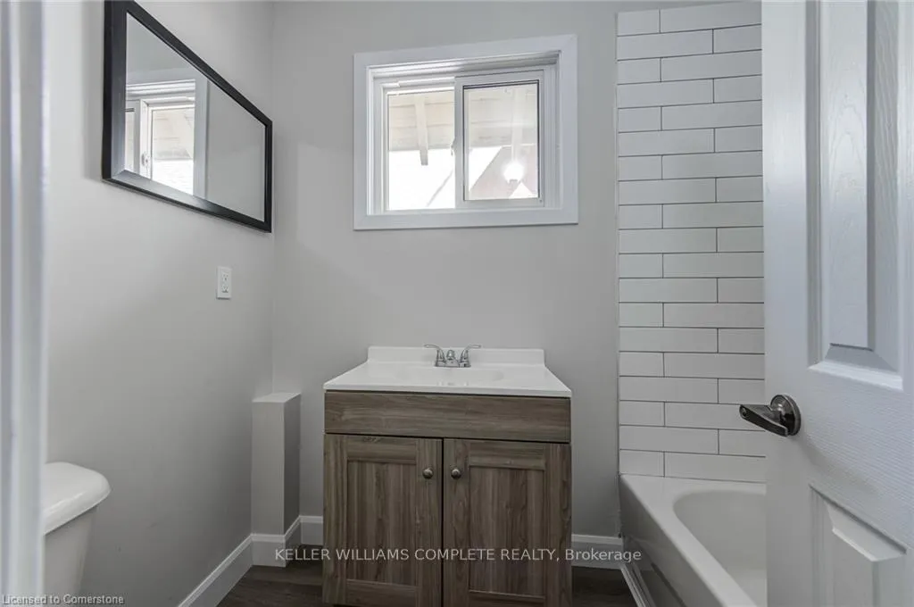 Photo 21 of Unit UPPER, 200 Park Avenue, Brantford, Downtown Core — HOMEH