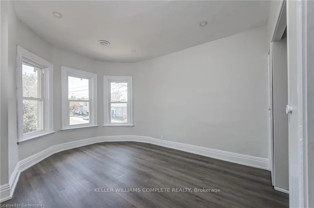 Photo 30 of Unit UPPER, 200 Park Avenue, Brantford, Downtown Core — HOMEH
