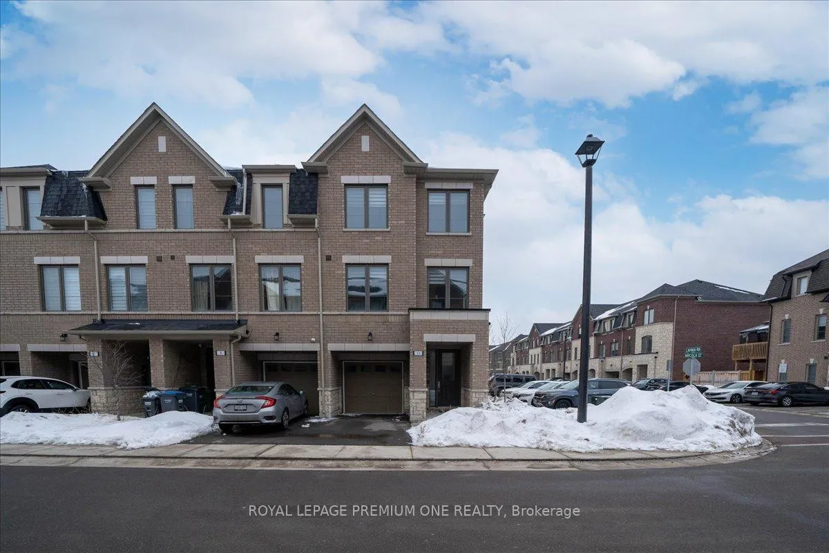 Photo 2 of 11 Arcola Street, Brampton, Goreway Drive Corridor — HOMEH