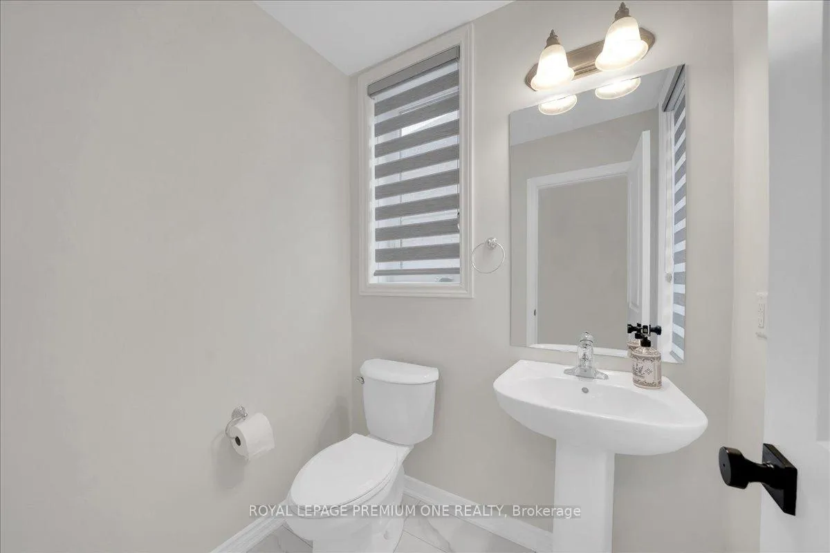 Photo 13 of 11 Arcola Street, Brampton, Goreway Drive Corridor — HOMEH