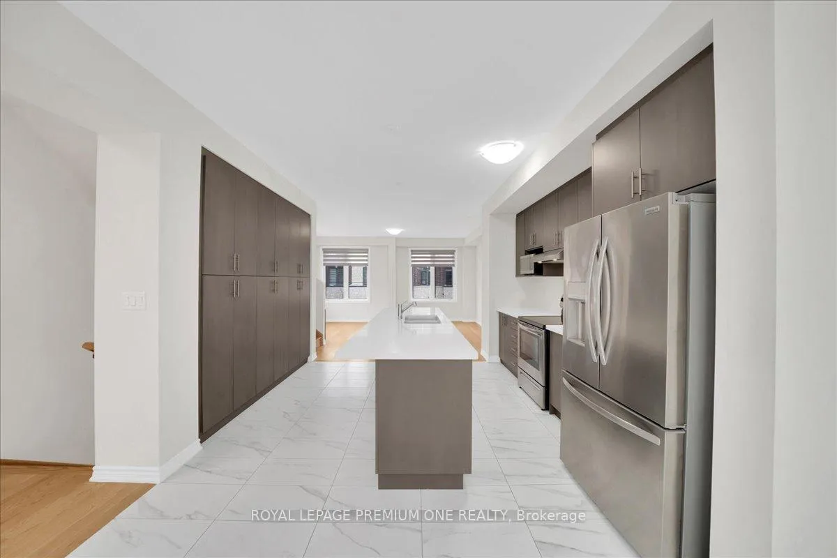 Photo 15 of 11 Arcola Street, Brampton, Goreway Drive Corridor — HOMEH