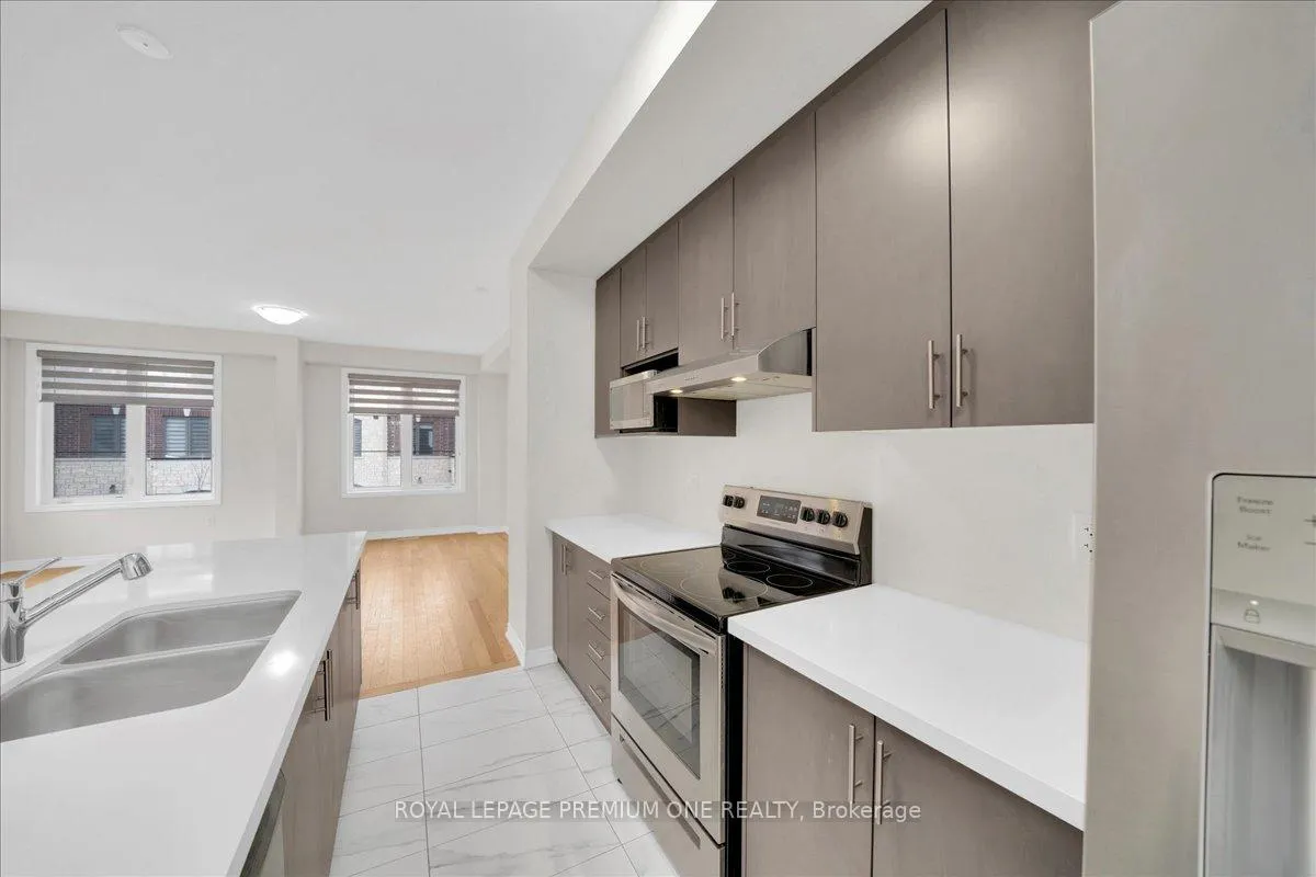 Photo 17 of 11 Arcola Street, Brampton, Goreway Drive Corridor — HOMEH