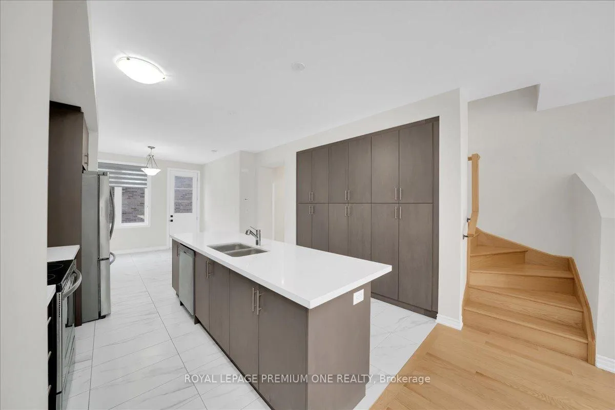 Photo 18 of 11 Arcola Street, Brampton, Goreway Drive Corridor — HOMEH