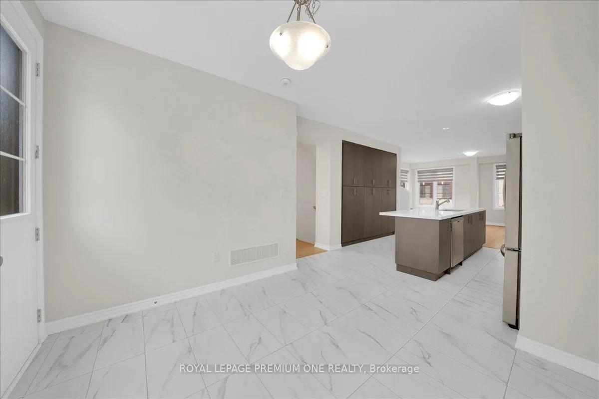 Photo 20 of 11 Arcola Street, Brampton, Goreway Drive Corridor — HOMEH
