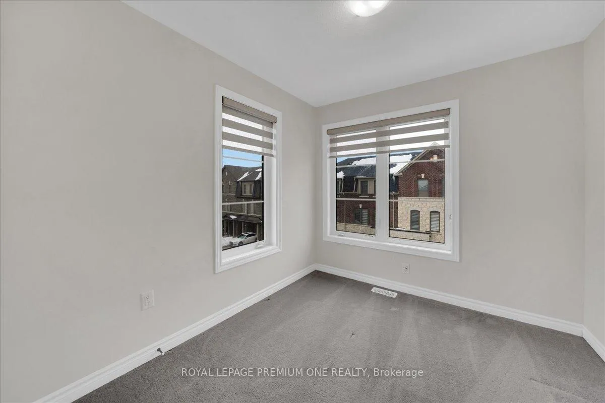 Photo 32 of 11 Arcola Street, Brampton, Goreway Drive Corridor — HOMEH