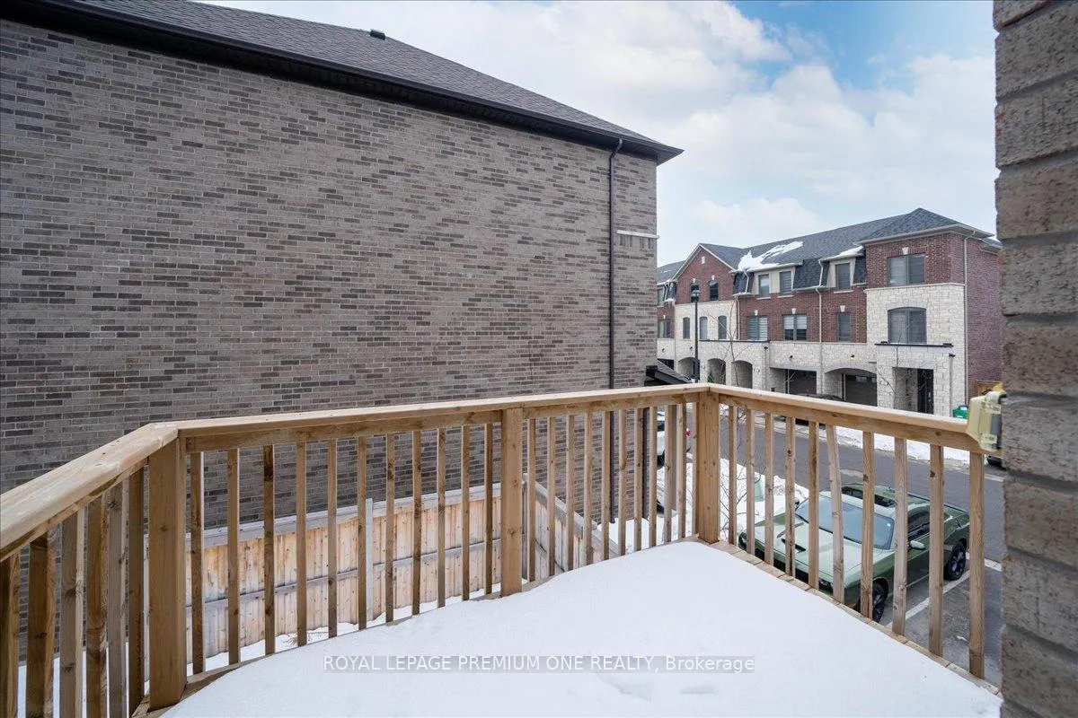 Photo 36 of 11 Arcola Street, Brampton, Goreway Drive Corridor — HOMEH