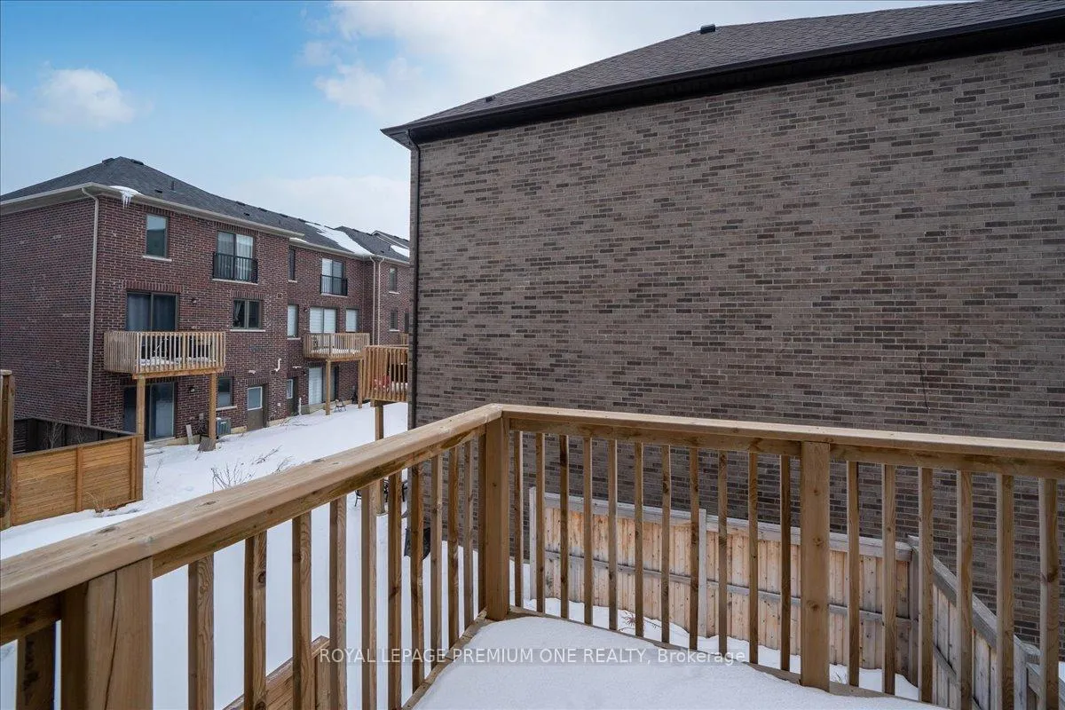 Photo 37 of 11 Arcola Street, Brampton, Goreway Drive Corridor — HOMEH
