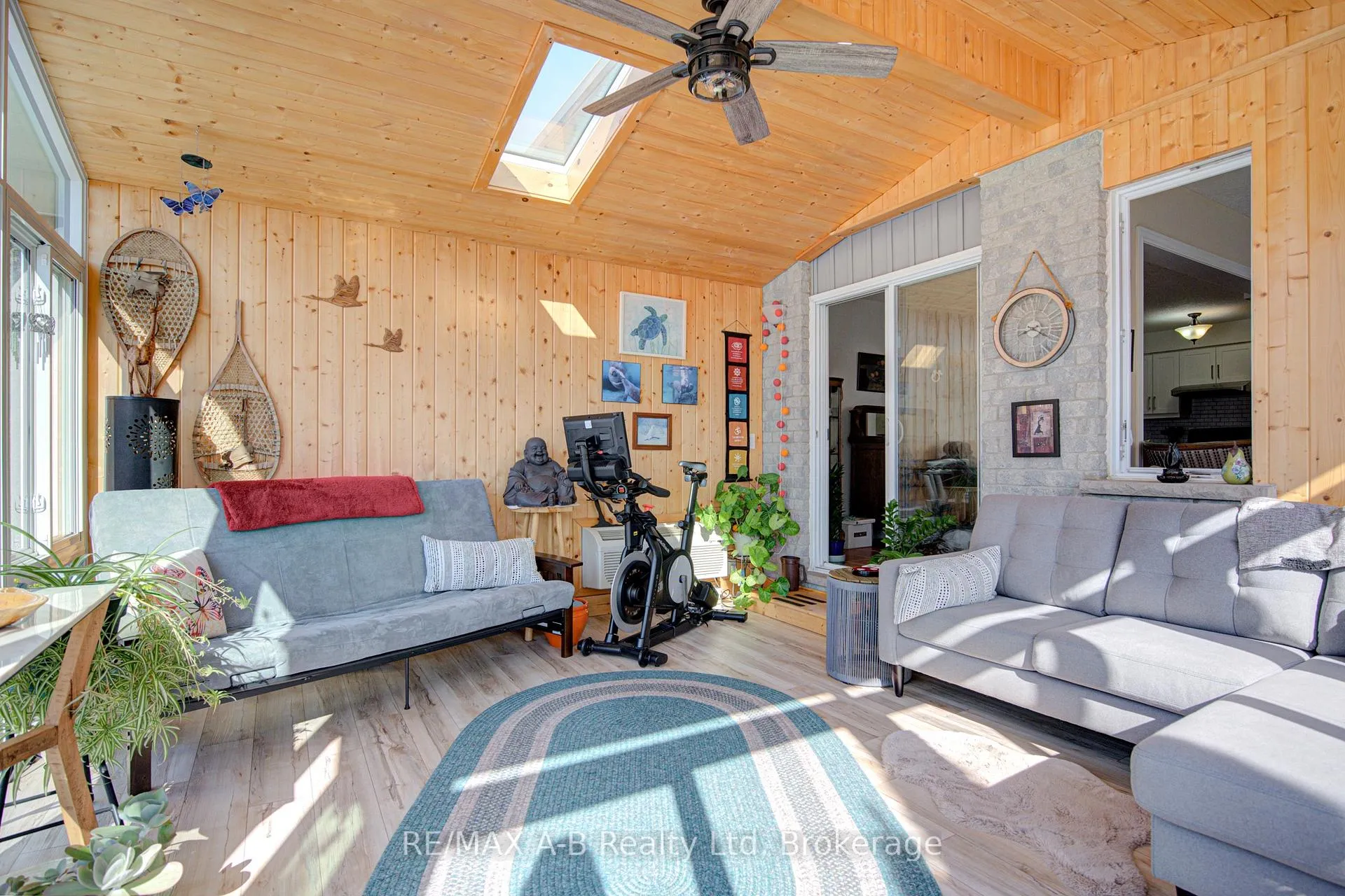 Photo 18 of 10 Edison Street, St. Marys — HOMEH