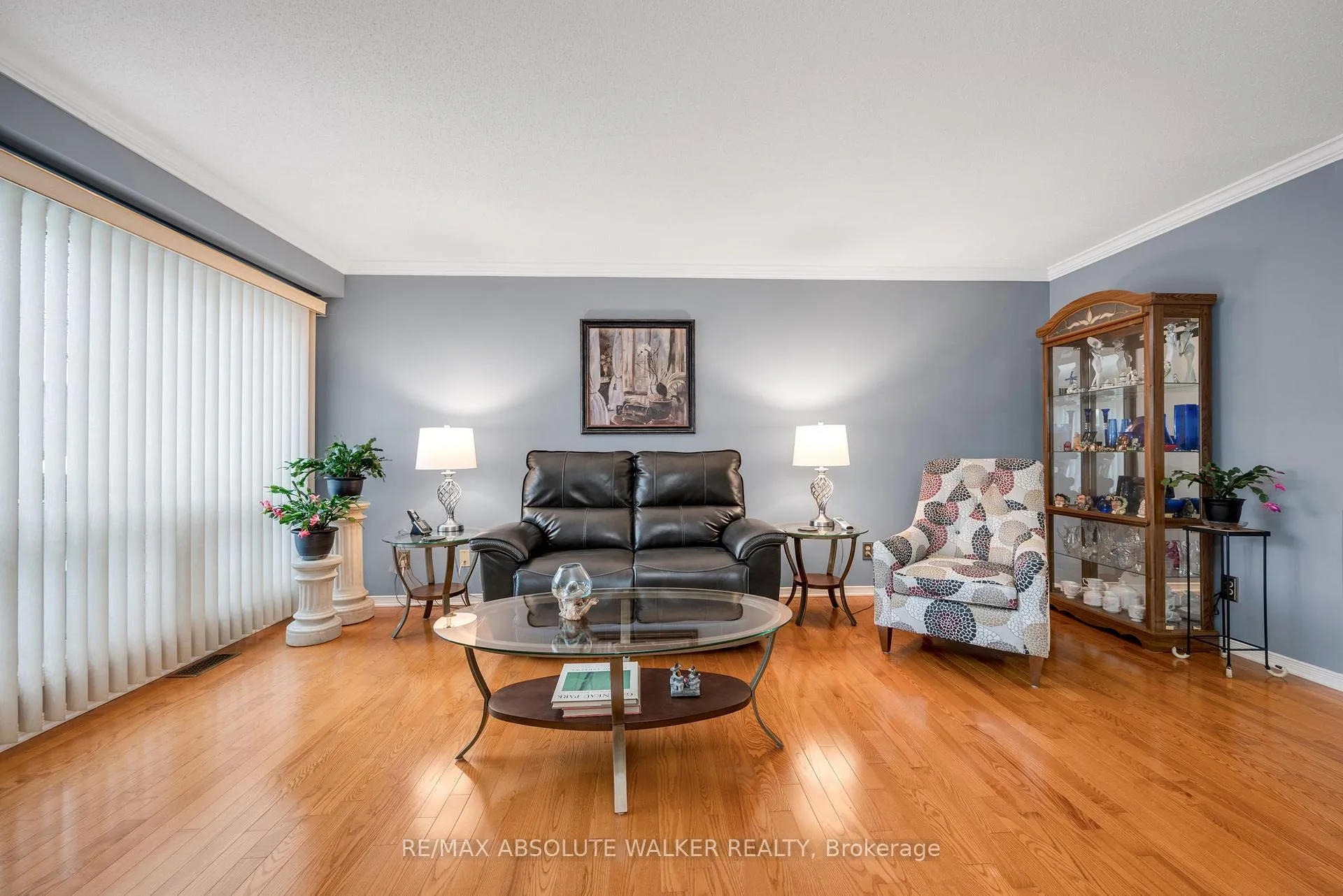 Photo 6 of 6169 Oak Meadows Drive, Ottawa, Chapel Hill — HOMEH