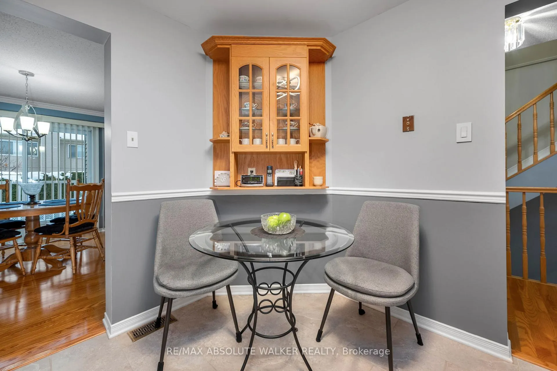 Photo 13 of 6169 Oak Meadows Drive, Ottawa, Chapel Hill — HOMEH