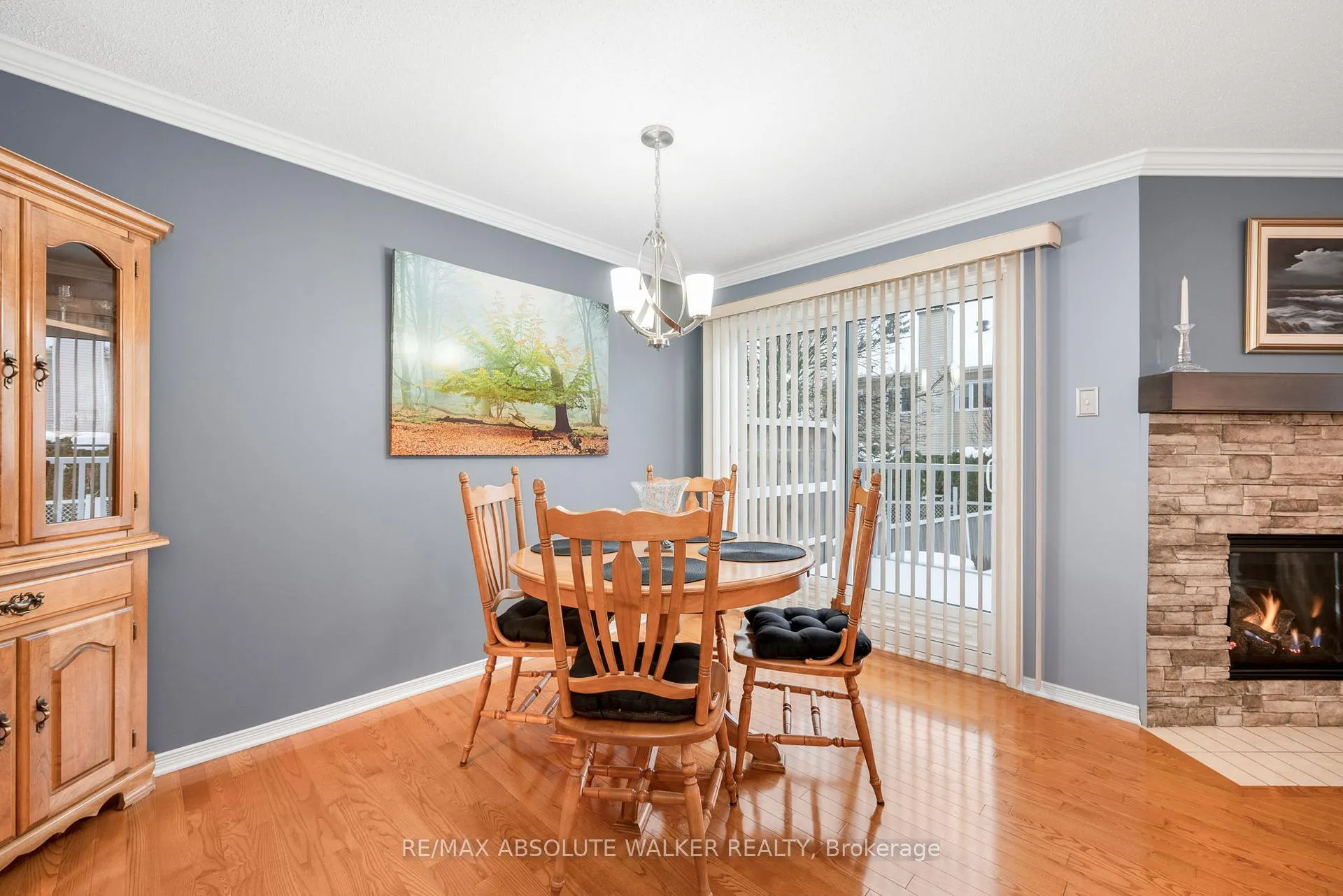 Photo 15 of 6169 Oak Meadows Drive, Ottawa, Chapel Hill — HOMEH