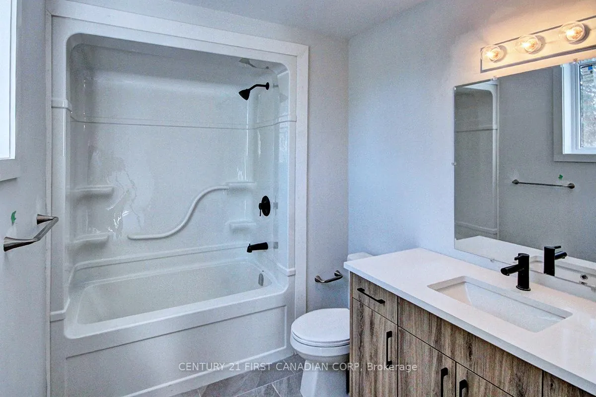 Photo 6 of 173 William Street, North Middlesex, Alisa Craig — HOMEH