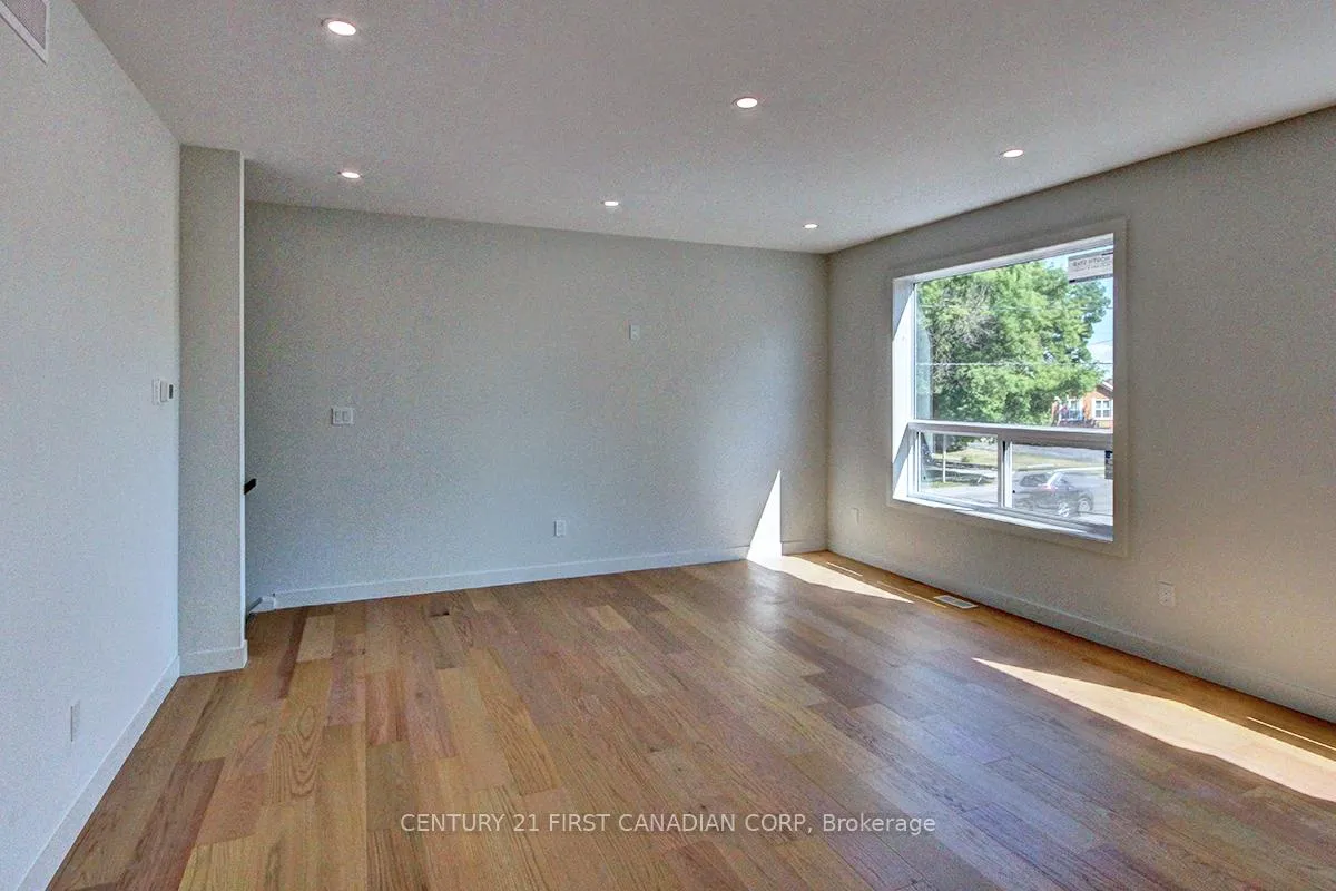 Photo 7 of 173 William Street, North Middlesex, Alisa Craig — HOMEH