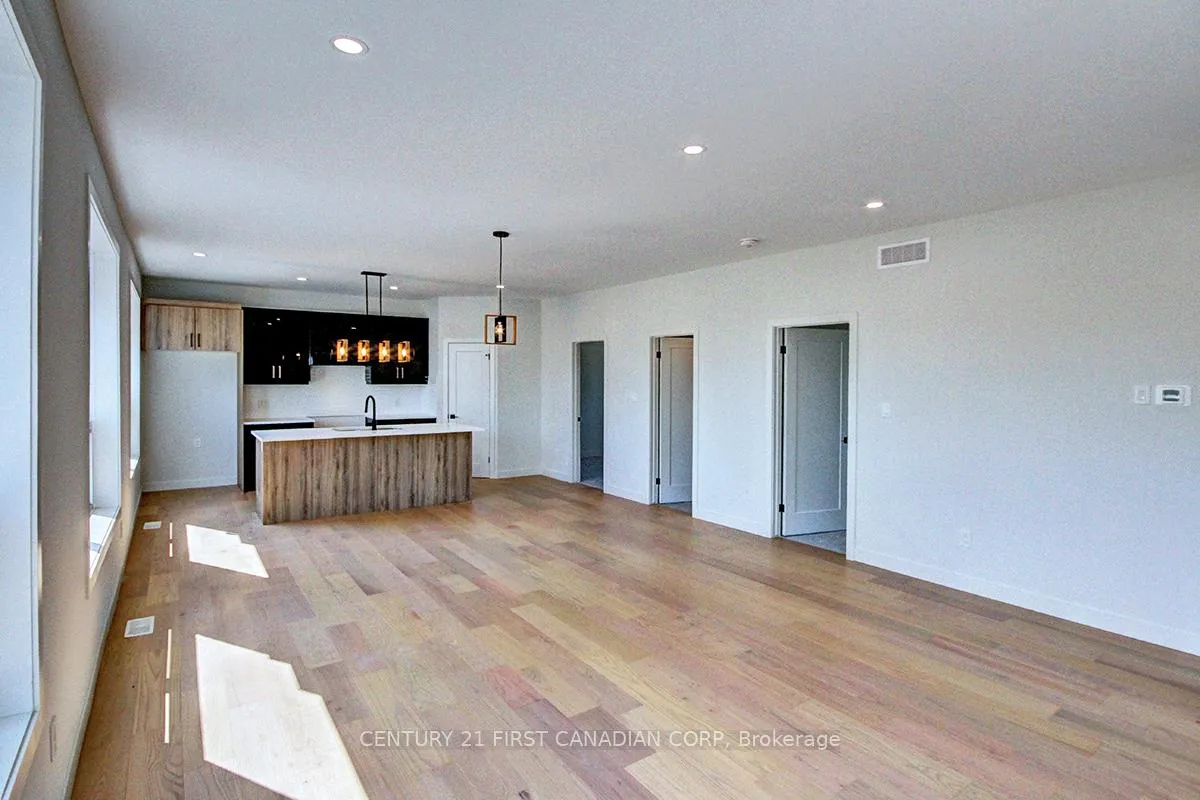 Photo 10 of 173 William Street, North Middlesex, Alisa Craig — HOMEH