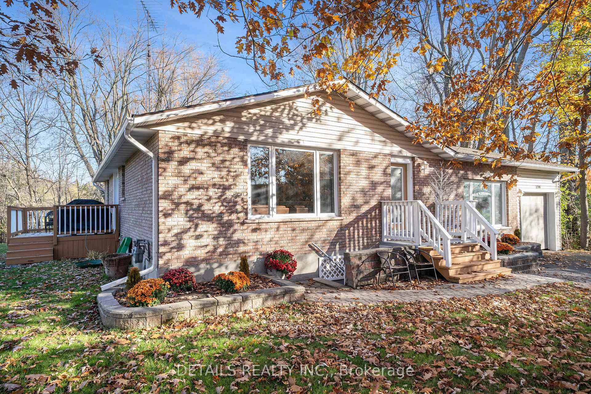 Photo 3 of 2298 James Craig Street, Ottawa, North Gower — HOMEH