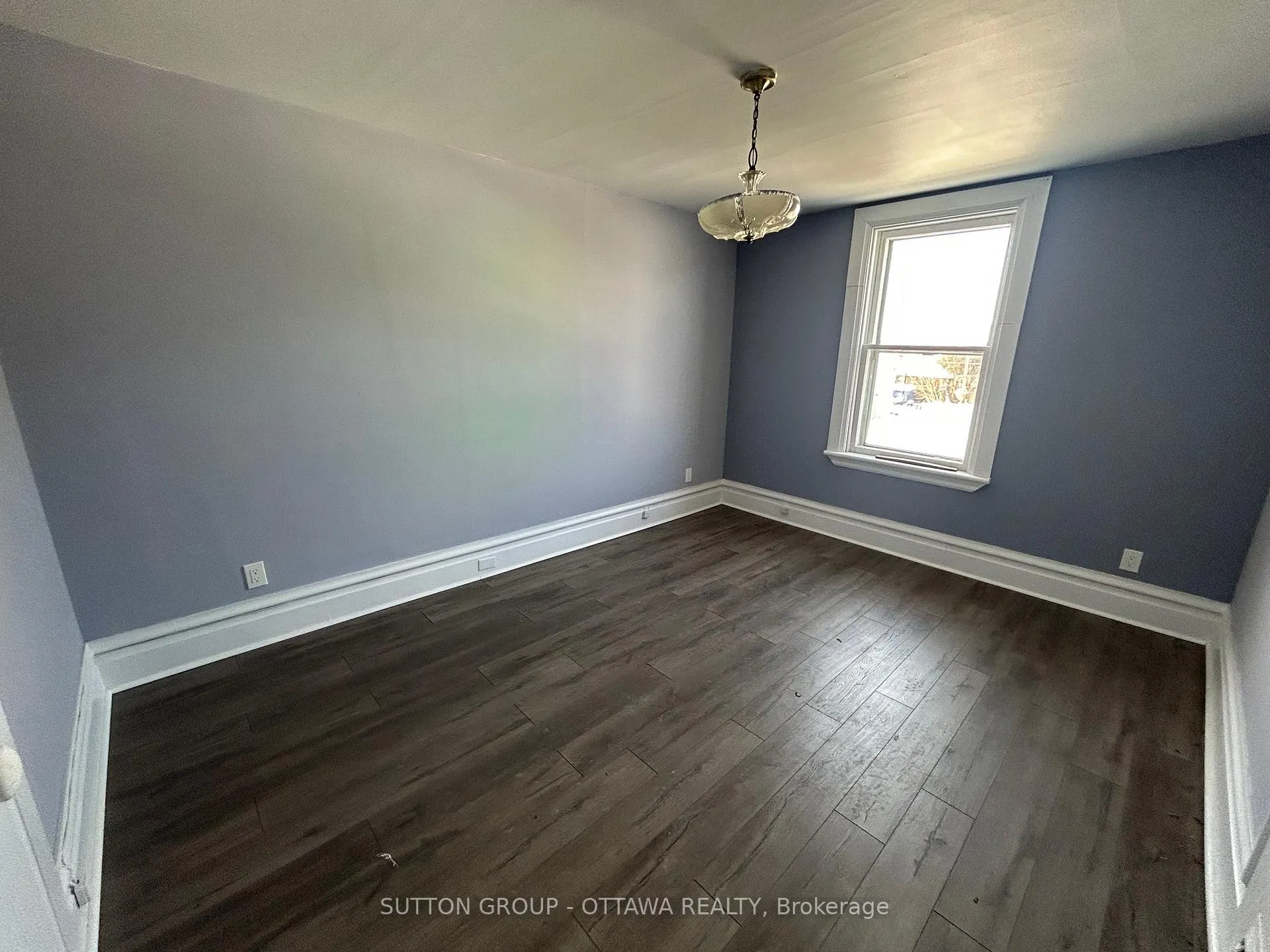 Photo 10 of 58 Armstrong Street, Ottawa, Hintonburg — HOMEH
