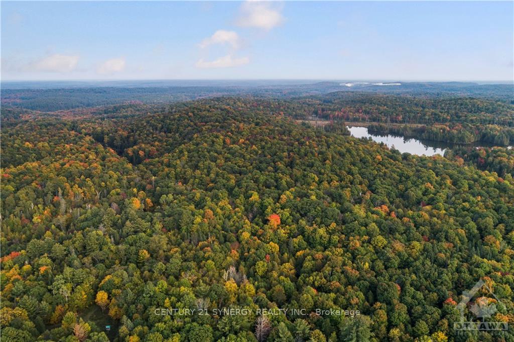 Photo 2 of 101 Radley Lane, Lanark Highlands, Lanark Highlands (Darling) Twp — HOMEH