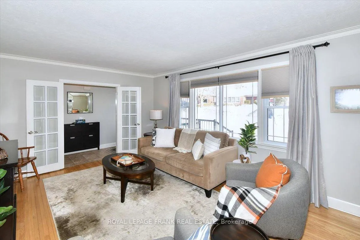 Photo 3 of 1369 Armstrong Drive, Peterborough, Town Ward 3 — HOMEH