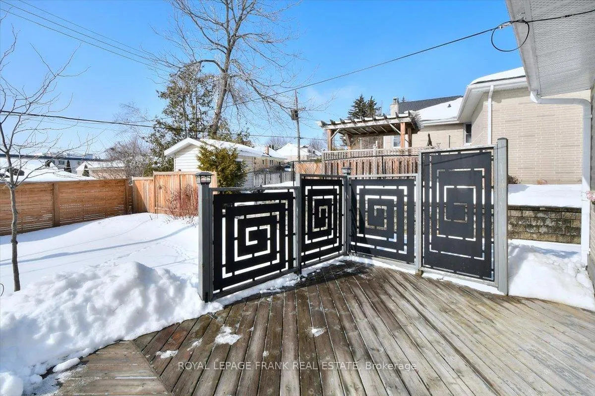 Photo 21 of 1369 Armstrong Drive, Peterborough, Town Ward 3 — HOMEH