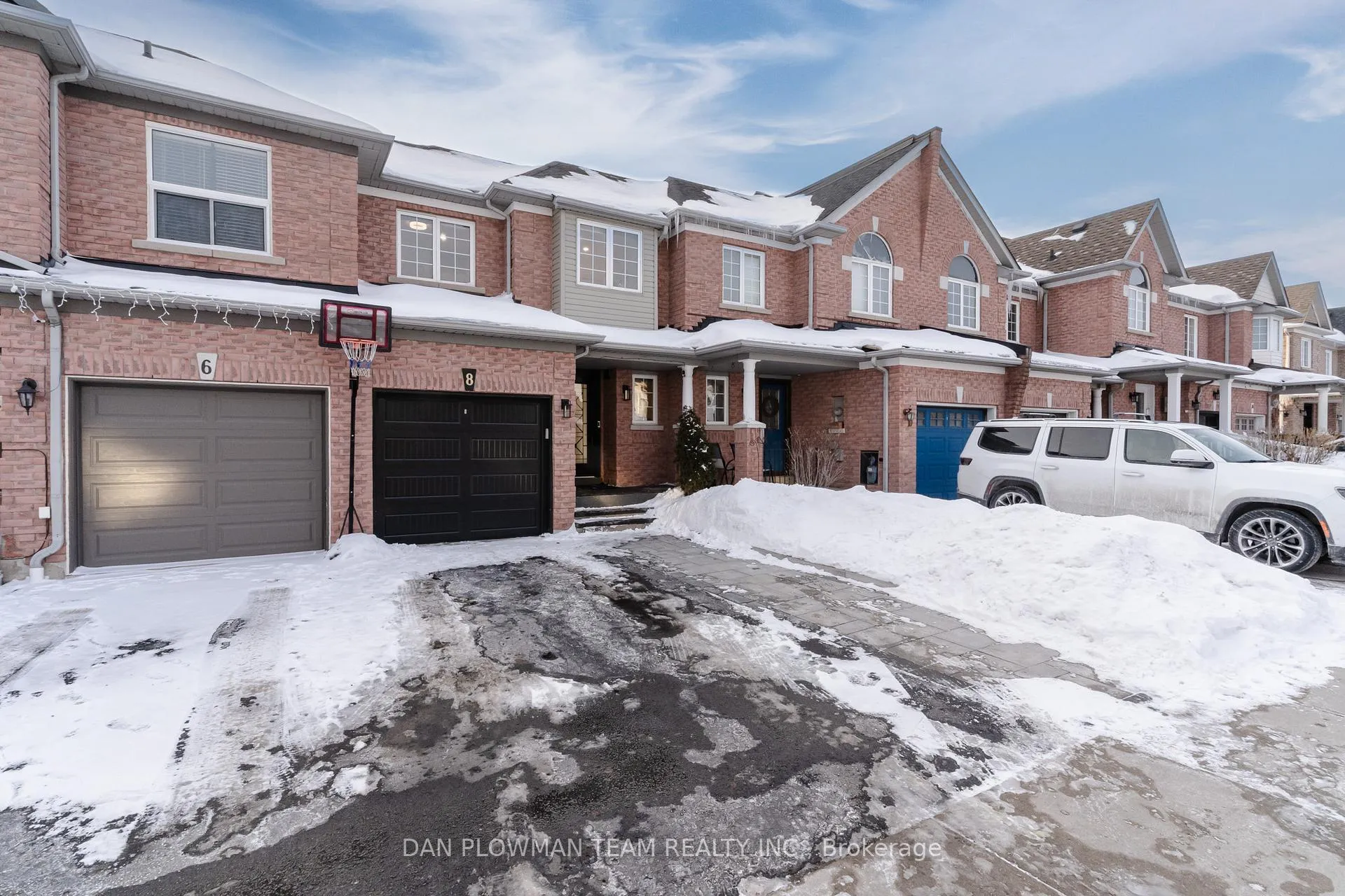 Photo 1 of 8 Oglevie Drive, Whitby, Pringle Creek — HOMEH